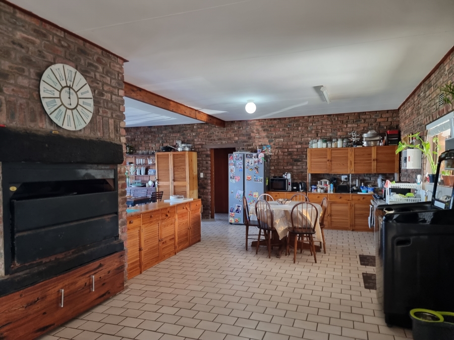 5 Bedroom Property for Sale in Dana Bay Western Cape